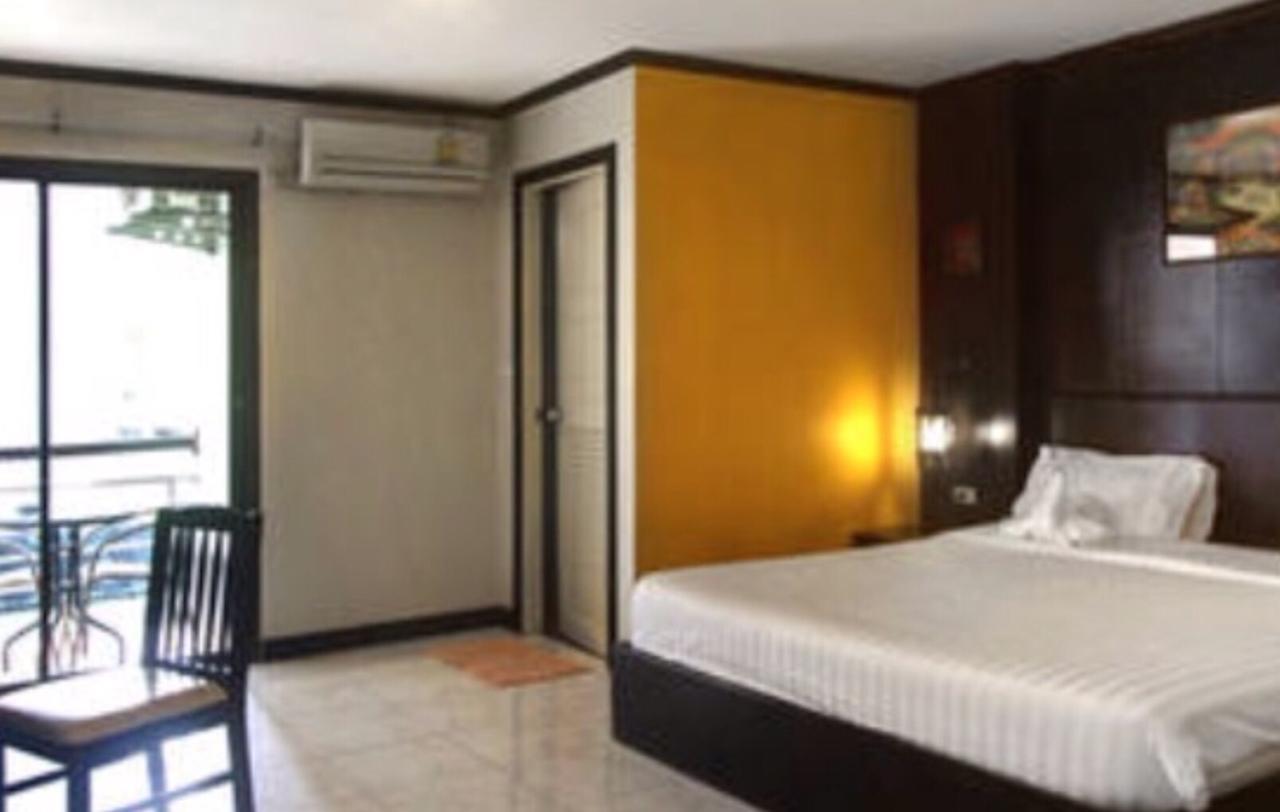 Baantonkhaokata Hotel Eksteriør bilde
